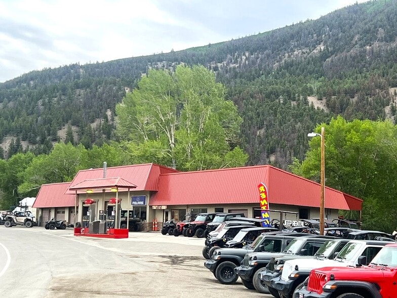 More Photos Of 809 N State Highway 149, Lake City Convenience Store For Sale