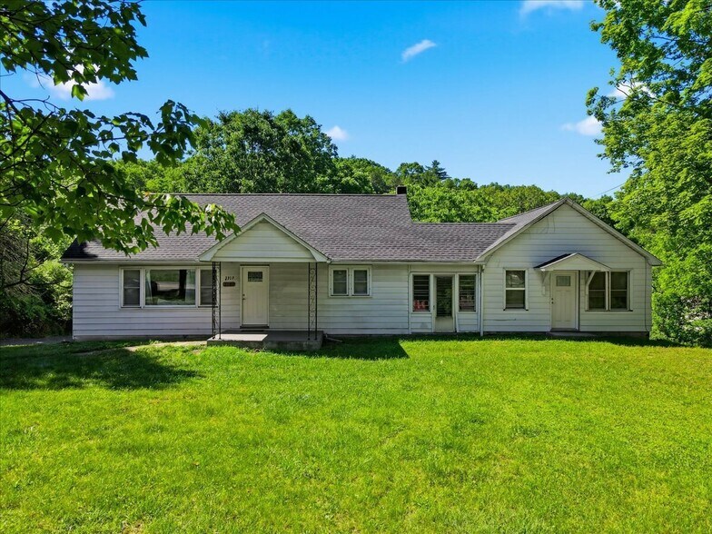 Primary Photo Of 7102 Route 209, Stroudsburg Apartments For Sale