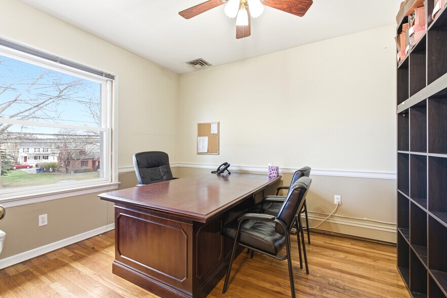 More Photos Of 467 Middlesex Ave, Metuchen Office For Sale