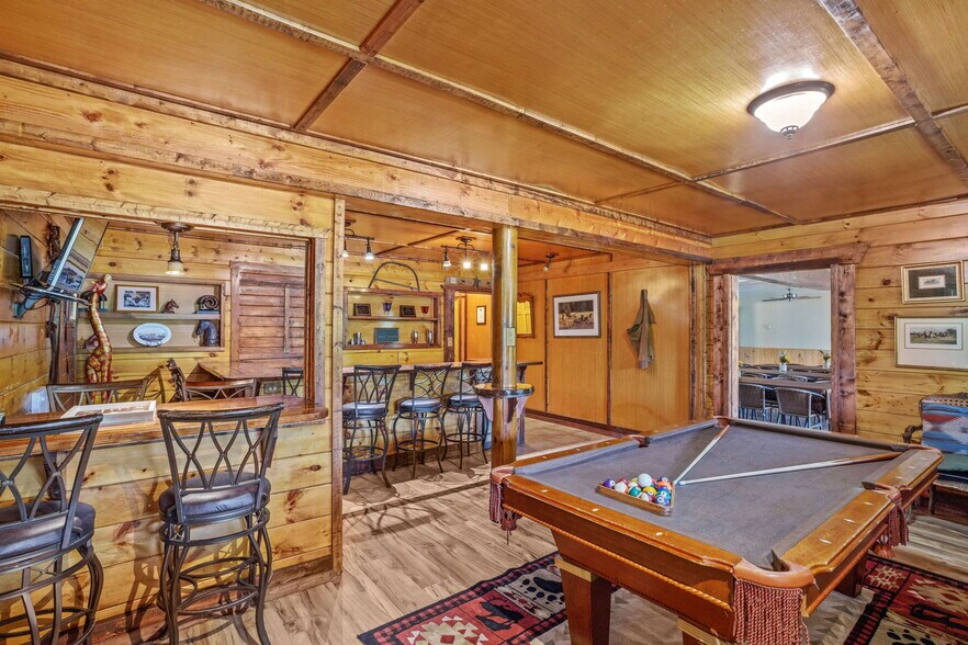 More Photos Of 1650 Bodoit Rd, Fishs Eddy Hotel For Sale