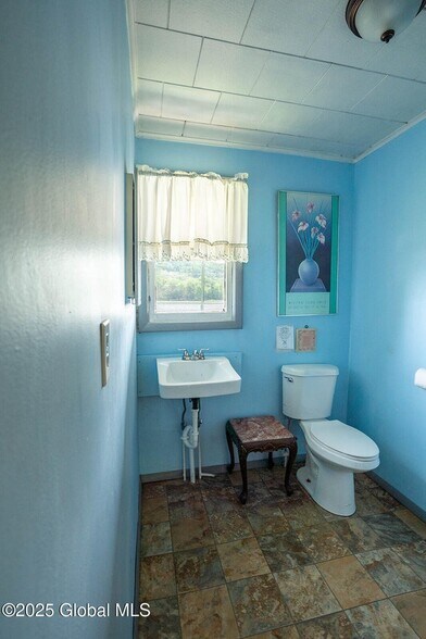 More Photos Of 4140 County Route 48, Argyle Specialty For Sale