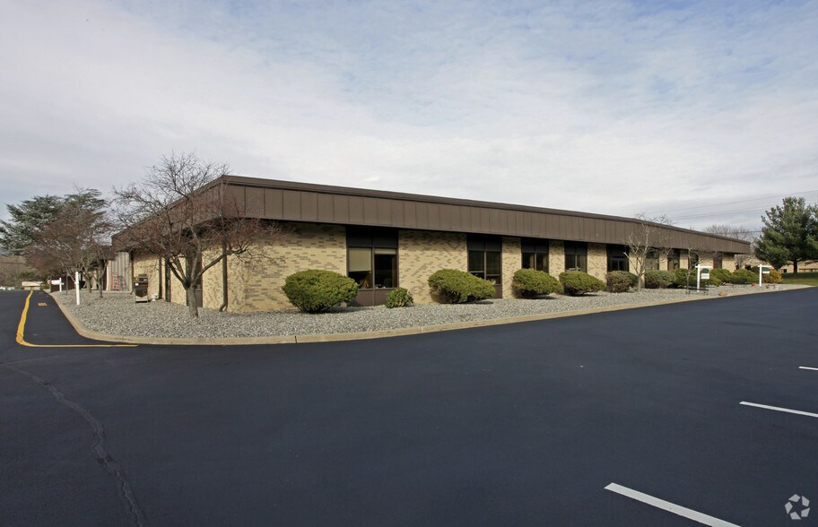 Primary Photo Of 43 Newburgh Rd, Hackettstown Office For Lease
