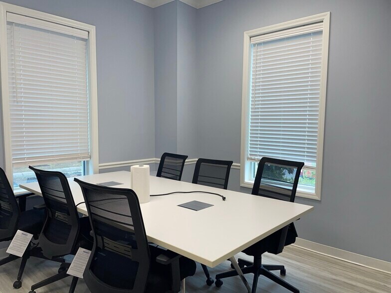 More Photos Of 442 Park West Dr, Augusta Medical For Sale