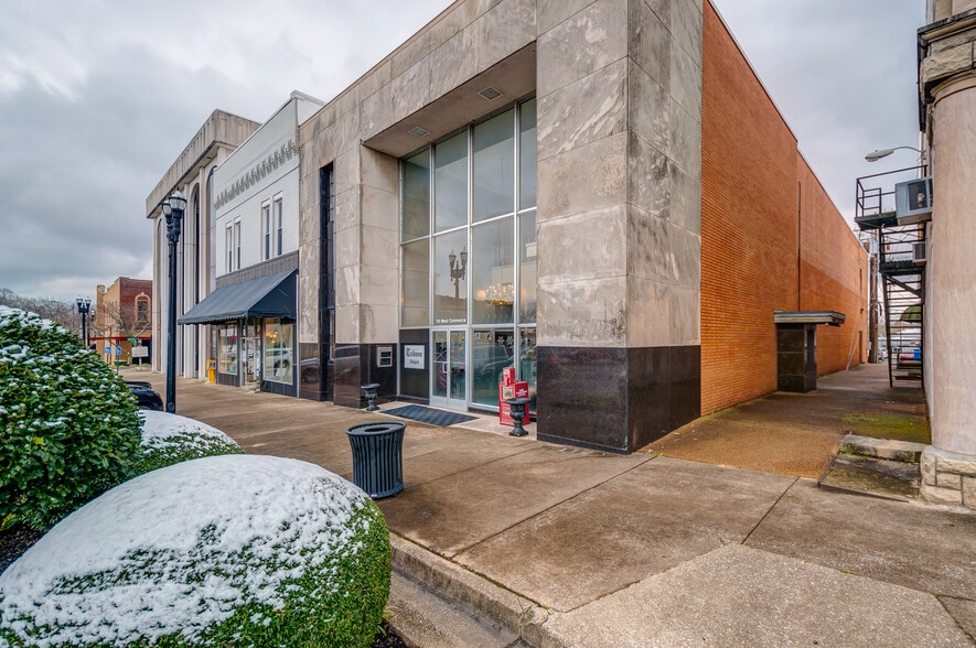 More Photos Of 111 W Commerce St, Lewisburg Bank For Sale