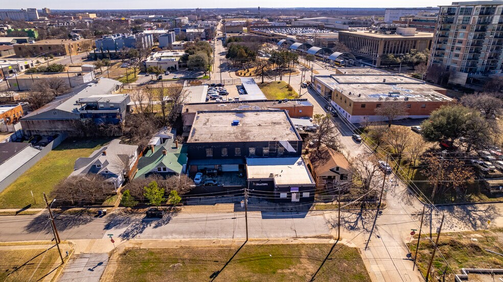 Primary Photo Of 1204 Powhattan St, Dallas Industrial For Sale