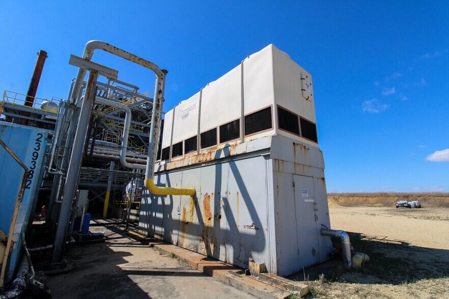 More Photos Of 5640 44th Ave S, Clinton Industrial For Sale