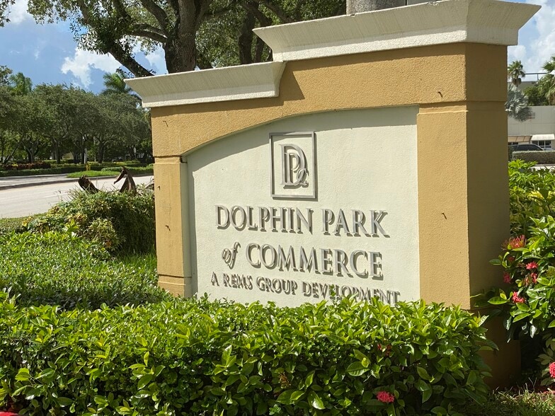 More Photos Of 2051 NW 112th Ave, Doral Showroom For Sale