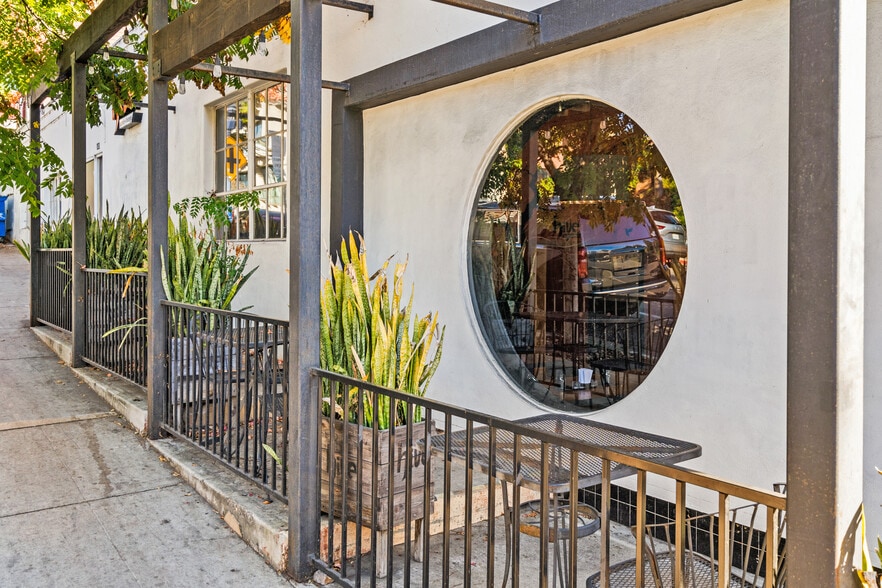 More Photos Of 1065 14th St, San Diego Storefront For Sale