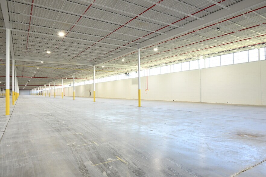 More Photos Of 200 28th St, McKeesport Warehouse For Lease