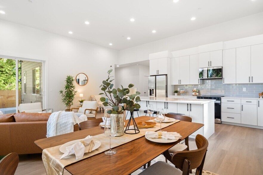 More Photos Of 1801 SE Brookwood Ave, Hillsboro Specialty For Sale