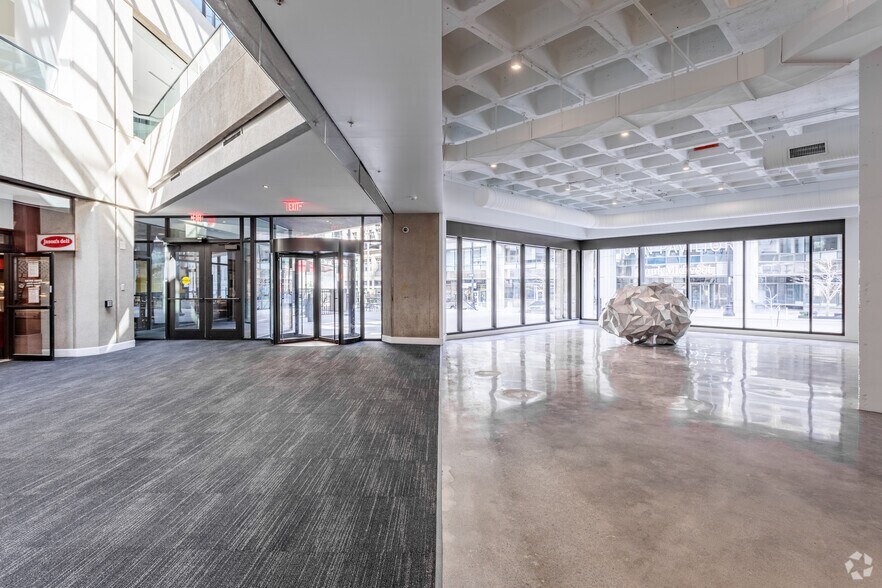 More Photos Of 1100 Main St, Kansas City Office For Lease