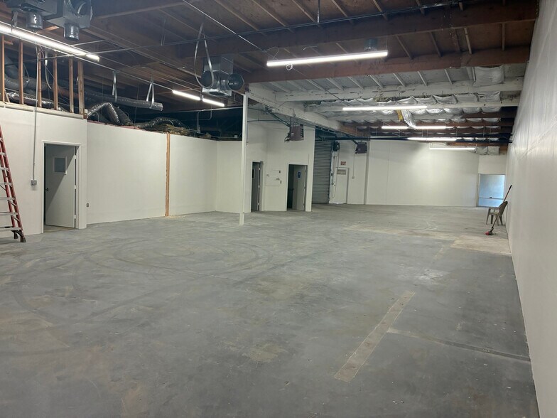More Photos Of 1064 Woodland Ave, Modesto Warehouse For Lease