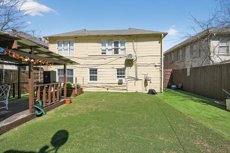 More Photos Of , Dallas Unknown For Sale
