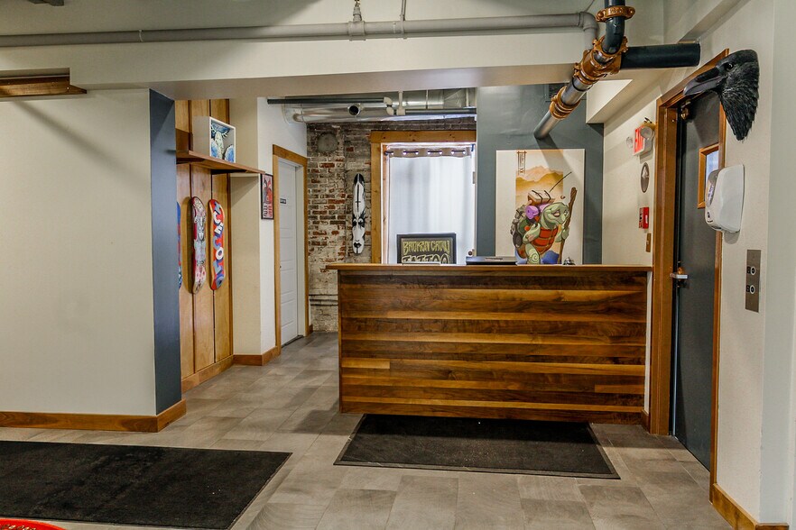 More Photos Of 1 Dana St, Portland Office For Lease