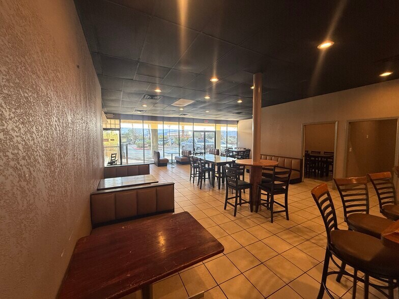 More Photos Of 1550 Hawkins Blvd, El Paso Unknown For Lease