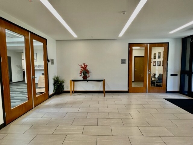 More Photos Of 4611 Teller Ave, Newport Beach Medical For Lease