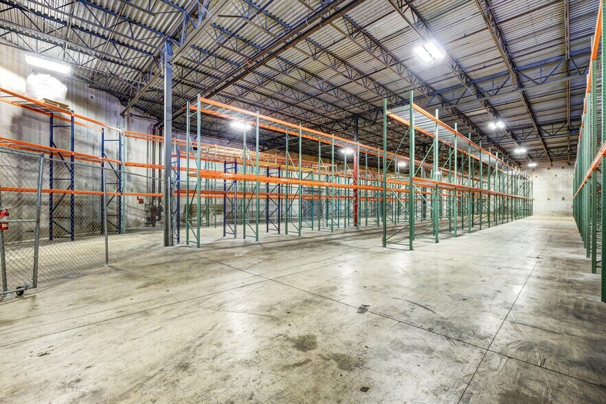 More Photos Of 1120 NW 165th St, Miami Warehouse For Lease
