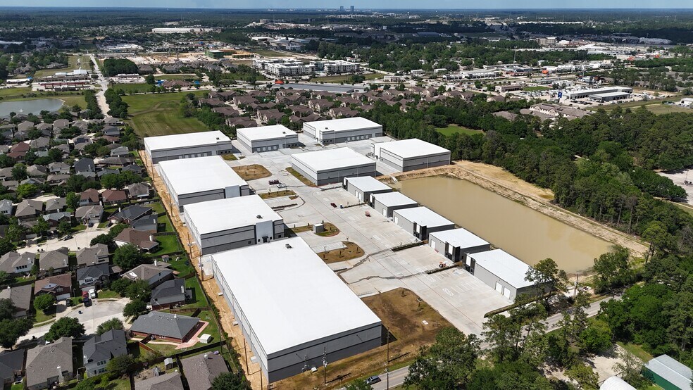 More Photos Of 1800 Meadow Edge Ln, Spring Warehouse For Sale