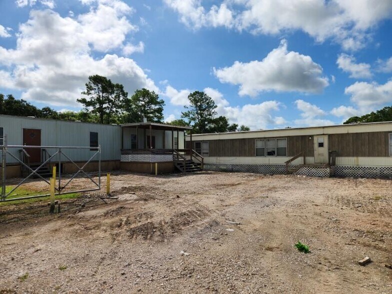 Primary Photo Of 14090 County Road 282, Alvin Land For Lease