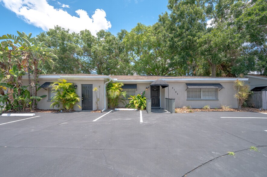 More Photos Of 5105 Memorial Hwy, Tampa Office Residential For Sale