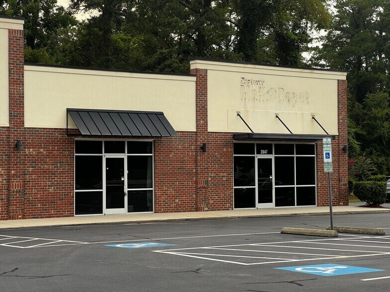 More Photos Of 3947 Dunn Rd, Eastover Storefront Retail Office For Lease