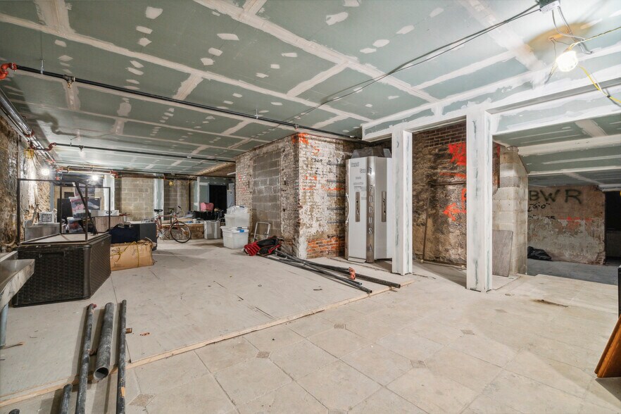 More Photos Of 241-243 Chestnut St, Philadelphia Apartments For Sale