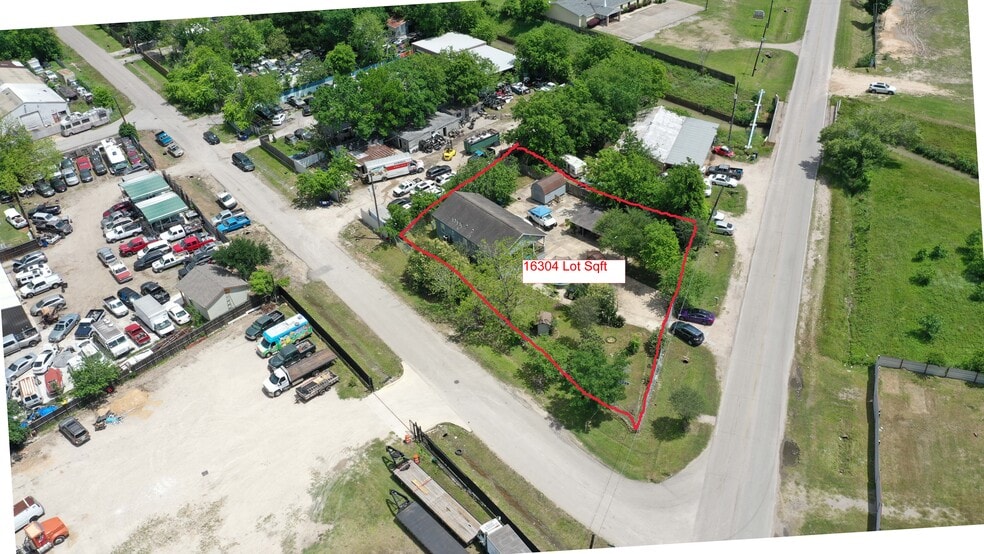 More Photos Of 5228 Fuqua Gardens Vw, Houston Storefront Retail Residential For Sale