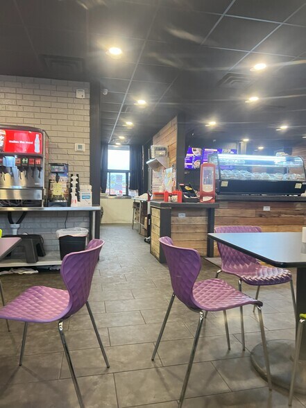 More Photos Of 6197 Greenwood Rd, Shreveport General Retail For Sale