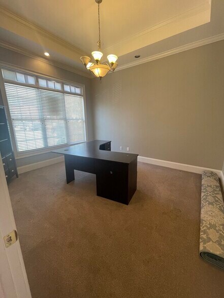 More Photos Of 327 Dahlonega Rd, Cumming Medical For Lease