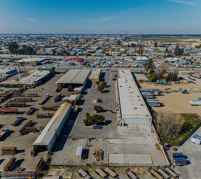 More Photos Of 3624 Buck Owens Blvd, Bakersfield Light Manufacturing For Lease