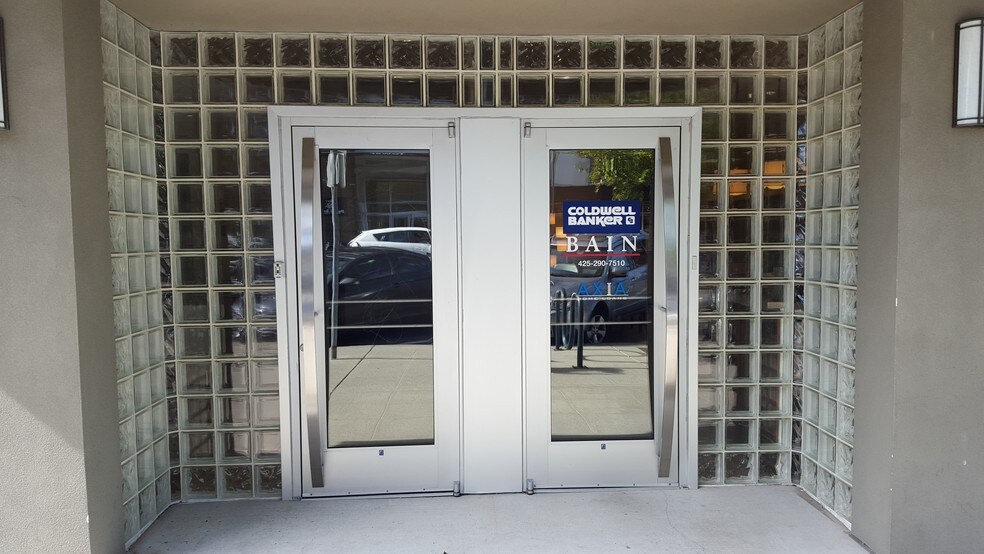 More Photos Of 2708-2710 Colby Ave, Everett Loft Creative Space For Lease