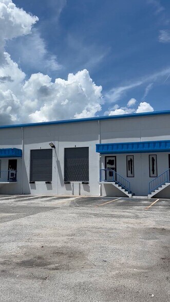 Primary Photo Of 2213-2221 Forsyth Rd, Orlando Warehouse For Lease
