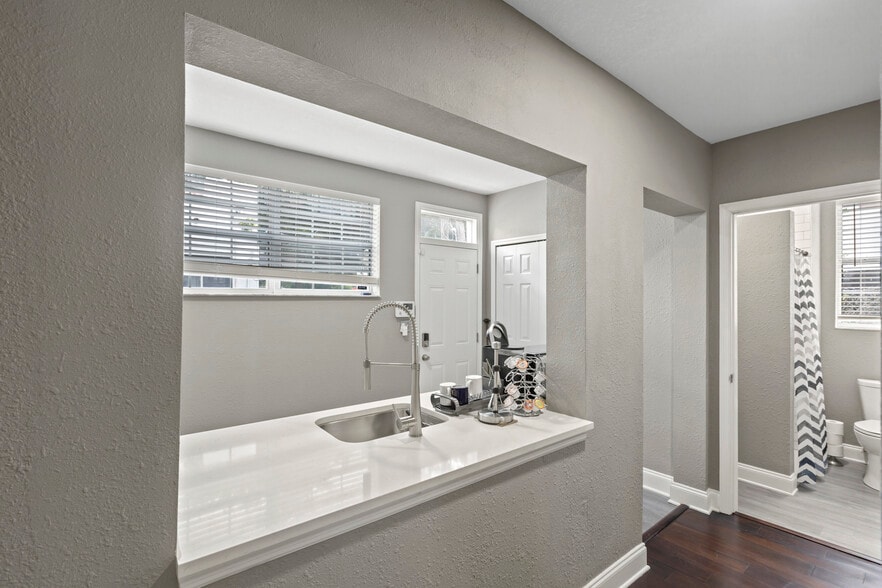 More Photos Of 822 Menendez Ct, Orlando Office Residential For Lease