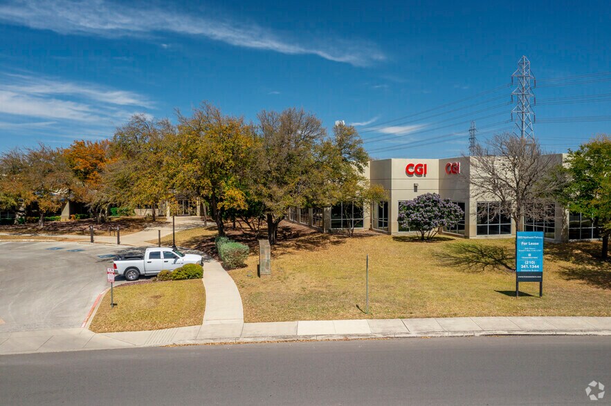 More Photos Of 5555 Northwest Pky, San Antonio Office For Lease