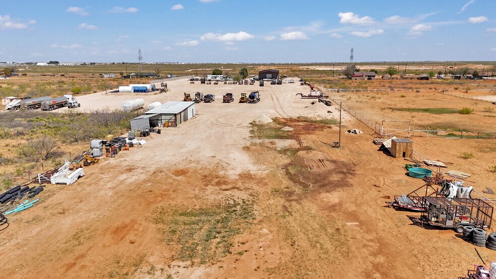 More Photos Of 9013 W County Road 160, Midland Showroom For Sale