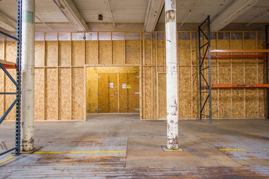 More Photos Of 84 Gifford St, New Bedford Manufacturing For Lease