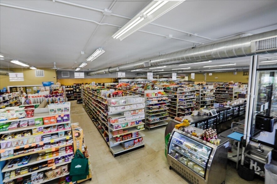 More Photos Of 306 Springfield Ave, Urbana Storefront Retail Office For Sale