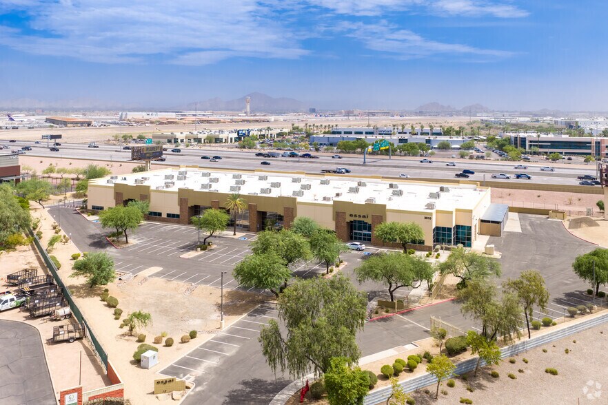 More Photos Of 3010 E Elwood St, Phoenix Manufacturing For Lease