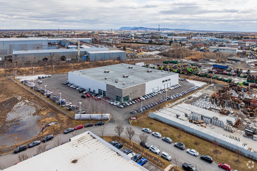 More Photos Of 650 Rue Hérelle, Longueuil Warehouse For Sale