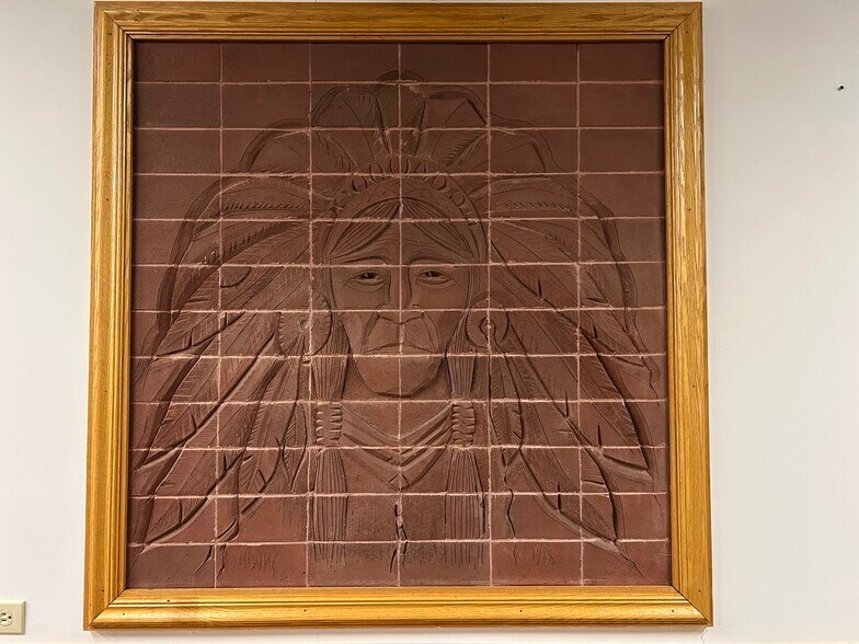 More Photos Of 418 3rd Ave, Ford City Light Distribution For Lease