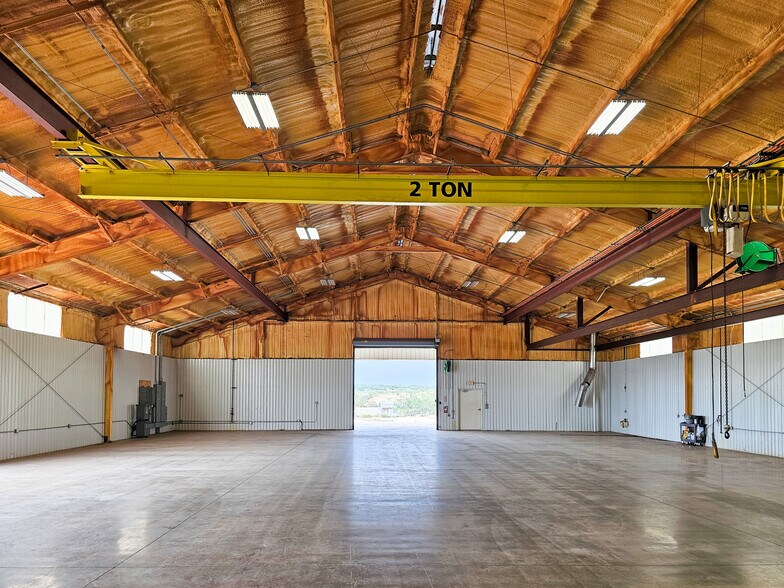 More Photos Of 110 CR 141, Sweetwater Warehouse For Sale