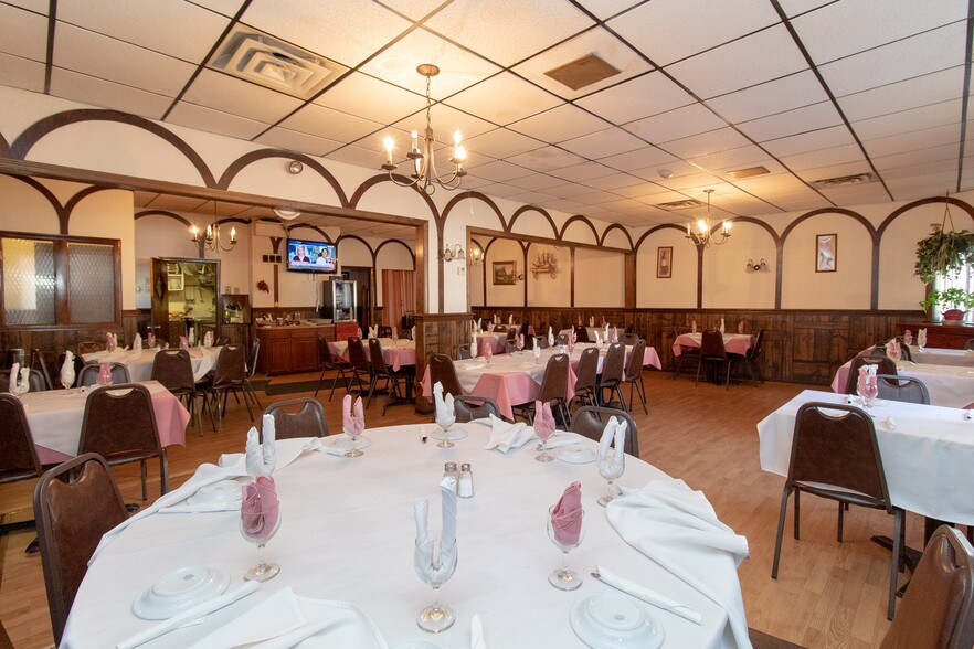 More Photos Of 172 Maple St, Naugatuck Restaurant For Sale