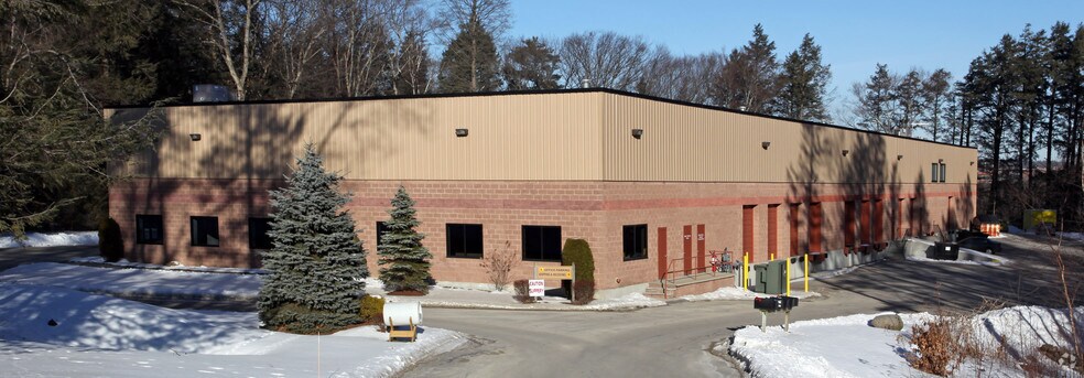 More Photos Of 17 Parkridge Rd, Haverhill Warehouse For Lease