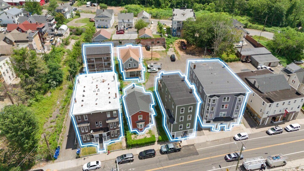 Primary Photo Of 701-703 S Main St, Waterbury Apartments For Sale