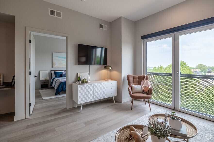 More Photos Of 2461 W 25th St, Cleveland Apartments For Lease