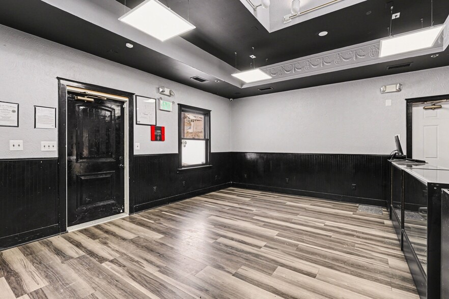 More Photos Of 171 Lawrence St, Central City Storefront For Sale