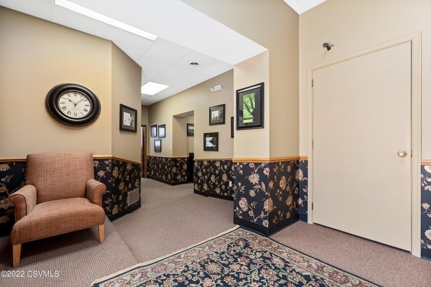 More Photos Of 170 E 9th St, Bloomsburg Office For Sale