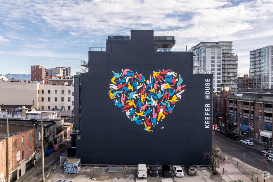 More Photos Of 123 Keefer St, Vancouver Hotel For Lease