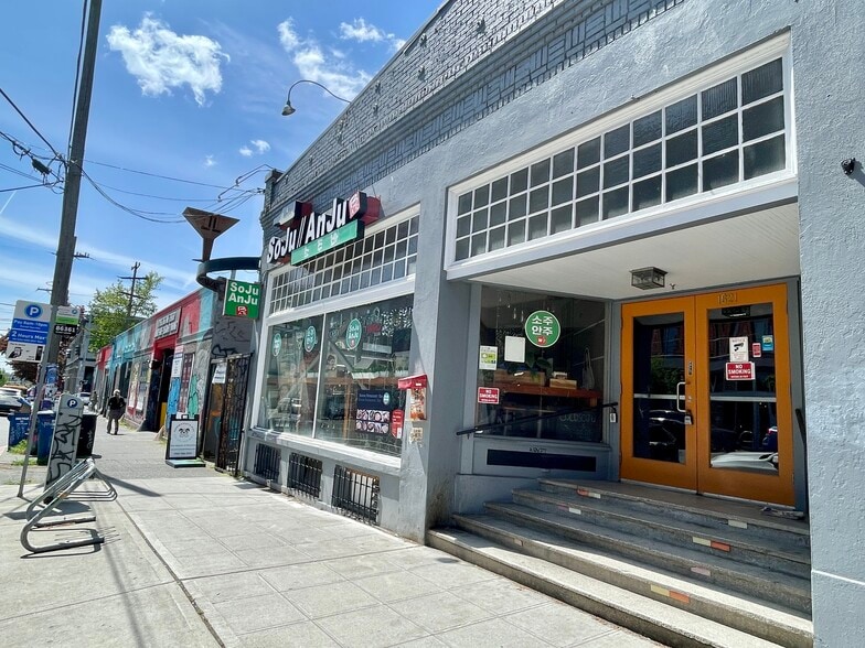 More Photos Of 1621 12th Ave, Seattle Storefront For Lease