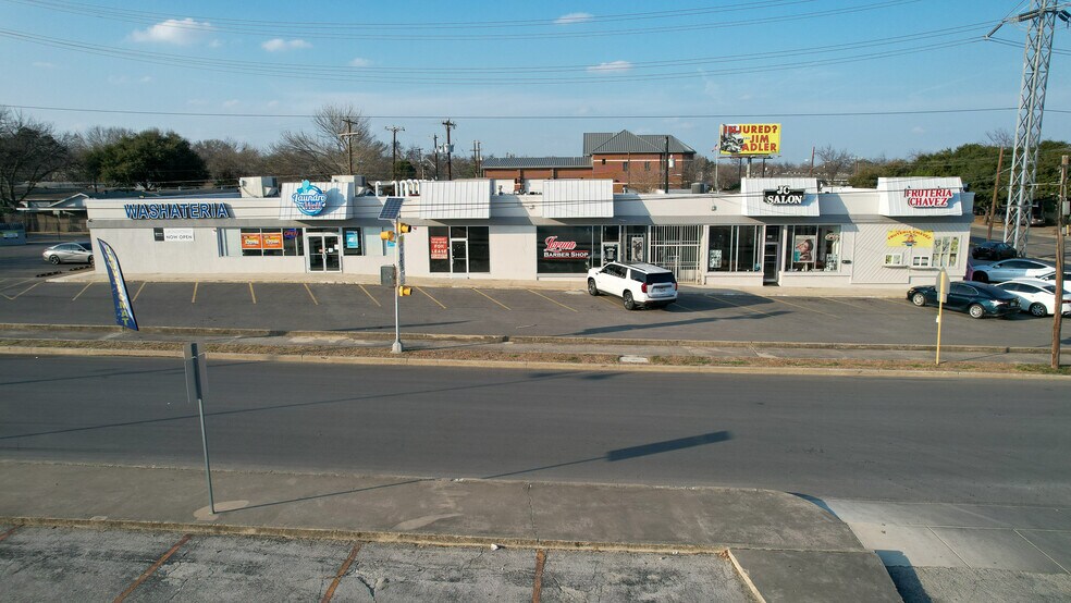 More Photos Of 107-109 Latch Dr, San Antonio Storefront Retail Office For Lease